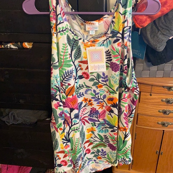 Lularoe tank top - Picture 1 of 2